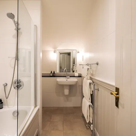 Hotel The Fell 4*