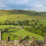 The Fell 4*