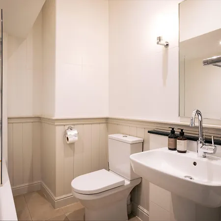 Hotel The Fell 4*